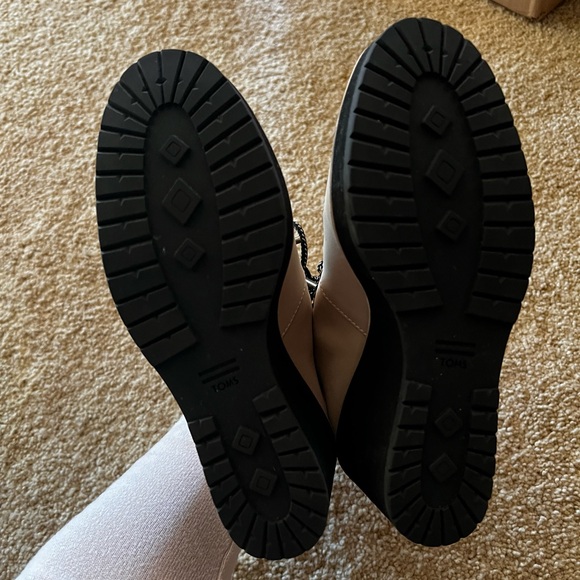 Toms Melrose Beige lace up wedge booties - Picture 4 of 11